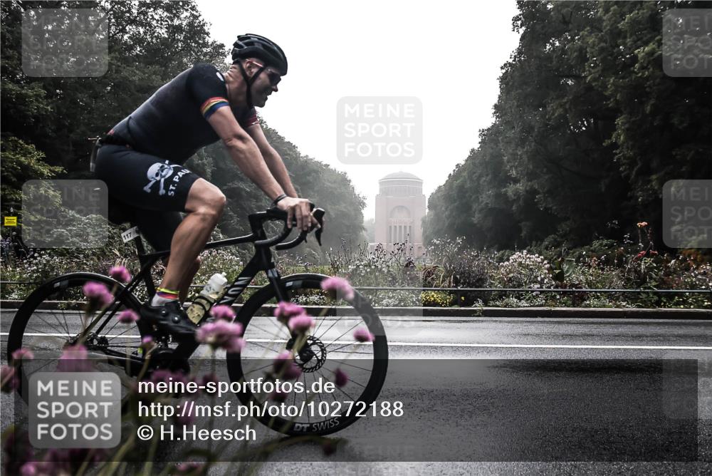 13.09.2026 - Stadtparktriathlon H.Heesch http://msf.ph/oto/10272188 13.09.2026 09:08:26 Radfahren 104, 117, 128, 161 meine-sportfotos.de