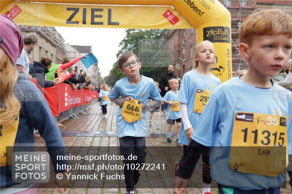 13.09.2026 - Kiel Lauf Yannick Fuchs http://msf.ph/oto/10272241 13.09.2026 08:34:55 Ziel 530, 717, 729, 756, 1010, 1104, 1105, 1269, 1918, 2005, 2643, 4696, 4989, 5042, 5416, 5579, 5922, 6335, 6503, 6505, 6595, 7348, 7382, 8339, 8358, 8499, 8509, 8528, 8971, 9686, 9756, 10857, 11110, 11158, 11183, 12033, 12141, 12352, 12489, 12538, 126, 138, 720, 831, 1104, 1623, 1624, 2108, 2276, 2612, 2622, 2641, 2740, 3023, 3058, 3118, 3277, 3380, 3953, 4016, 4584, 5022, 5579, 5625, 5897, 6111, 6369, 7042, 7348, 7408, 7957, 8226, 8333, 8423, 8836, 8930, 8983, 9047, 12100 meine-sportfotos.de