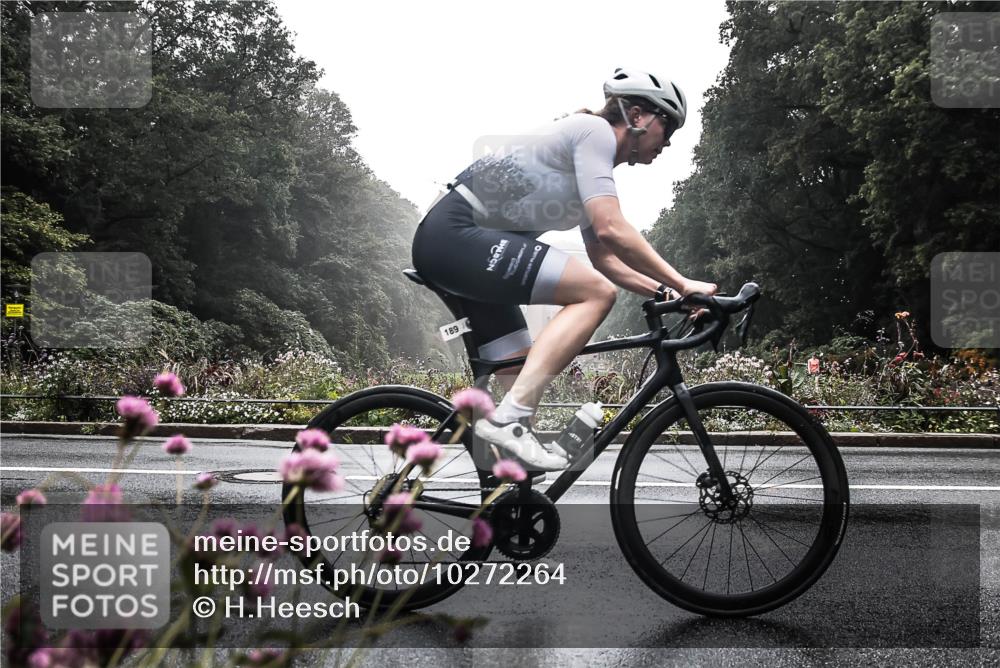 13.09.2026 - Stadtparktriathlon H.Heesch http://msf.ph/oto/10272264 13.09.2026 09:09:23 Radfahren 19, 176, 189 meine-sportfotos.de