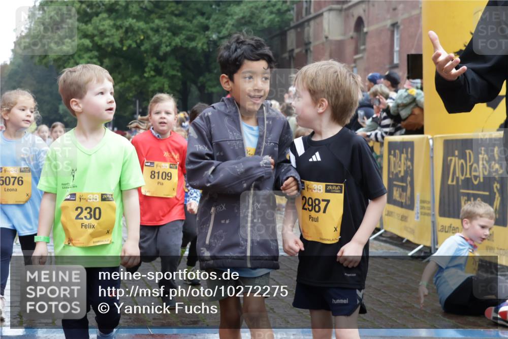 13.09.2026 - Kiel Lauf Yannick Fuchs http://msf.ph/oto/10272275 13.09.2026 08:34:57 Ziel 530, 717, 729, 756, 809, 1010, 1105, 1116, 1269, 1918, 2005, 2643, 2736, 2774, 4696, 4989, 5042, 5416, 6247, 6335, 6503, 6505, 6595, 8339, 8358, 8499, 8509, 8971, 9686, 9756, 10857, 11110, 11158, 11183, 11315, 11843, 12033, 12141, 12352, 12400, 12489, 12538, 126, 138, 831, 1104, 1105, 1623, 1624, 2108, 2276, 2612, 2622, 2641, 3023, 3058, 3118, 3277, 3380, 3953, 4584, 5022, 5579, 5625, 5897, 5922, 6111, 6335, 6369, 7042, 7348, 7408, 7957, 8226, 8423, 8836, 8930, 8983, 9047 meine-sportfotos.de