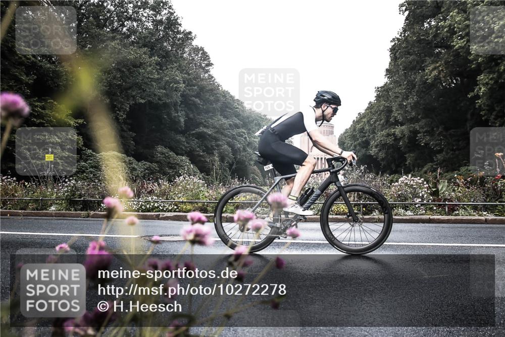 13.09.2026 - Stadtparktriathlon H.Heesch http://msf.ph/oto/10272278 13.09.2026 10:37:30 Radfahren 343, 372, 429, 494, 529 meine-sportfotos.de