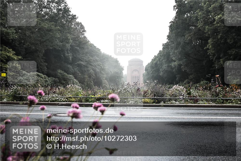 13.09.2026 - Stadtparktriathlon H.Heesch http://msf.ph/oto/10272303 13.09.2026 09:09:40 Radfahren 3, 95, 113, 146, 165 meine-sportfotos.de