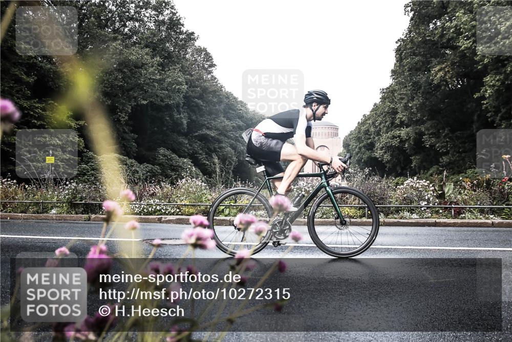 13.09.2026 - Stadtparktriathlon H.Heesch http://msf.ph/oto/10272315 13.09.2026 10:37:53 Radfahren 376, 420, 449, 484, 491, 504, 518, 527 meine-sportfotos.de