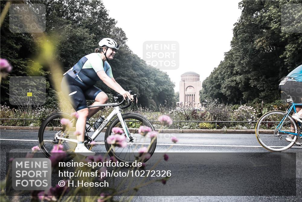 13.09.2026 - Stadtparktriathlon H.Heesch http://msf.ph/oto/10272326 13.09.2026 10:37:54 Radfahren 376, 420, 449, 484, 491, 504, 518, 527, 584 meine-sportfotos.de