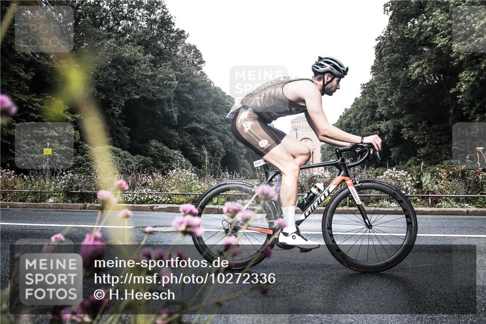 13.09.2026 - Stadtparktriathlon H.Heesch http://msf.ph/oto/10272336 13.09.2026 10:37:58 Radfahren 378, 483, 504, 553, 584 meine-sportfotos.de