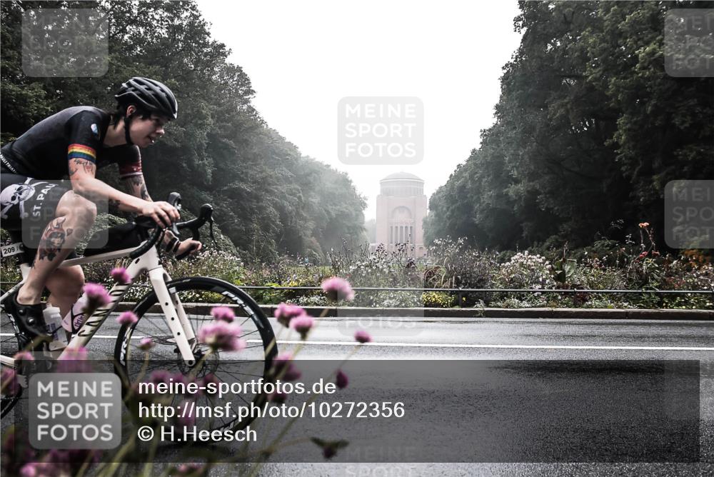 13.09.2026 - Stadtparktriathlon H.Heesch http://msf.ph/oto/10272356 13.09.2026 09:10:04 Radfahren 199, 204, 209 meine-sportfotos.de