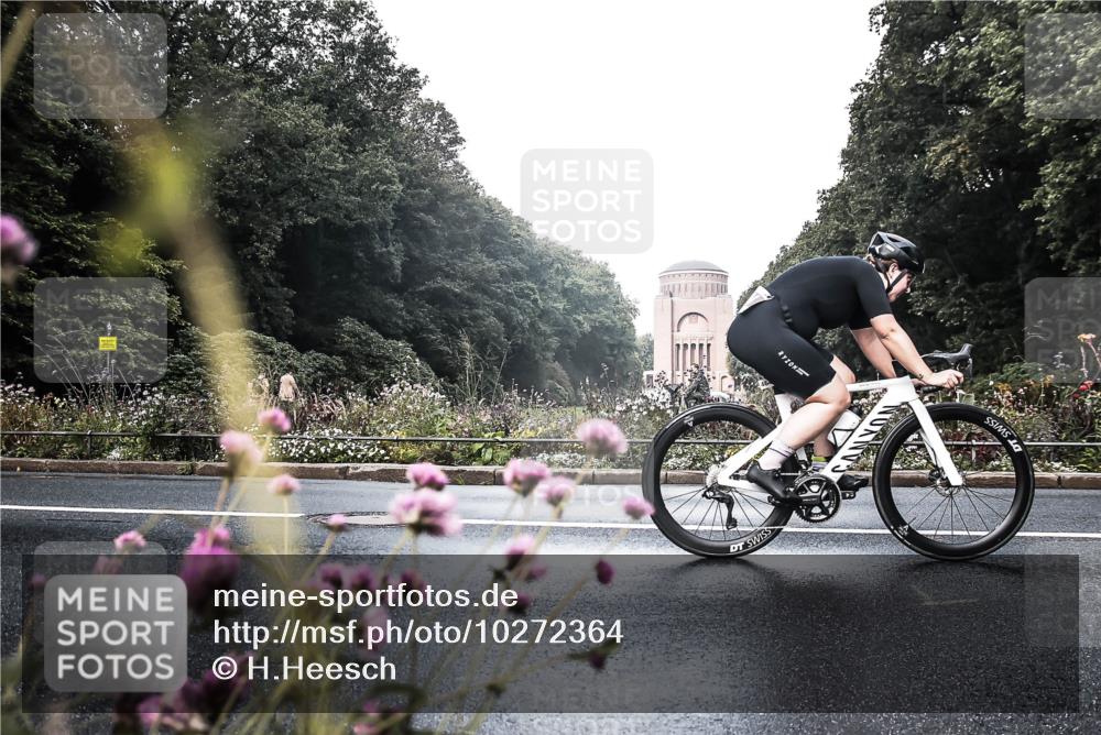 13.09.2026 - Stadtparktriathlon H.Heesch http://msf.ph/oto/10272364 13.09.2026 10:38:18 Radfahren 353, 358, 392, 410, 464, 490 meine-sportfotos.de