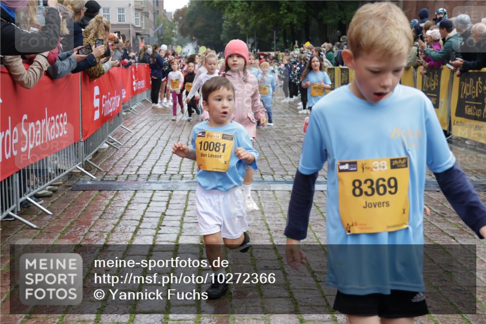 13.09.2026 - Kiel Lauf Yannick Fuchs http://msf.ph/oto/10272366 13.09.2026 08:35:10 Ziel 230, 242, 717, 756, 782, 809, 1116, 1269, 1764, 2005, 2071, 2715, 2736, 2774, 2917, 2987, 4696, 5066, 5076, 5091, 6037, 6195, 6247, 6444, 6448, 6785, 6910, 7074, 7083, 7133, 7421, 7882, 7885, 8109, 8800, 9159, 9262, 9888, 9927, 10875, 10935, 11070, 11315, 11843, 12400, 530, 717, 729, 756, 831, 1010, 1104, 1105, 1269, 1918, 2005, 2108, 2276, 2622, 2641, 2643, 3058, 3953, 4696, 4989, 5022, 5042, 5416, 5579, 5625, 5897, 5922, 6335, 6369, 6503, 6505, 6595, 7348, 8836 meine-sportfotos.de