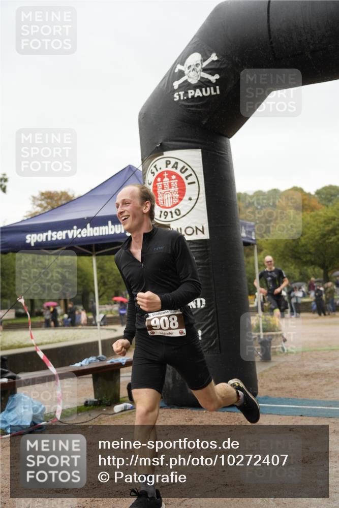 13.09.2026 - Stadtparktriathlon Patografie http://msf.ph/oto/10272407 13.09.2026 12:37:48 Ziel 838, 908, 917 meine-sportfotos.de