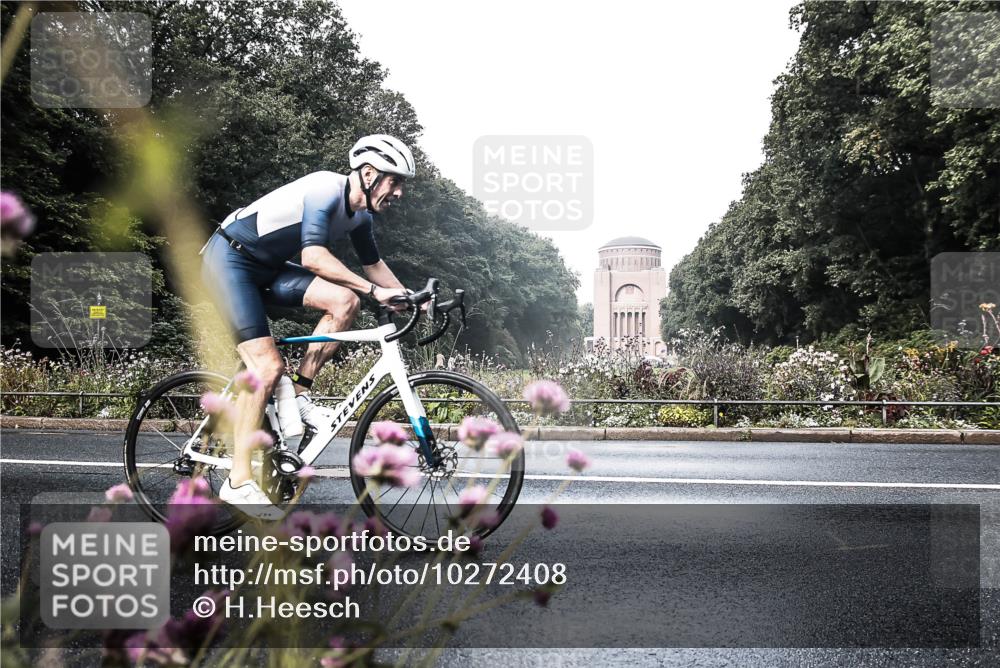 13.09.2026 - Stadtparktriathlon H.Heesch http://msf.ph/oto/10272408 13.09.2026 10:38:56 Radfahren 390, 400, 486, 523 meine-sportfotos.de
