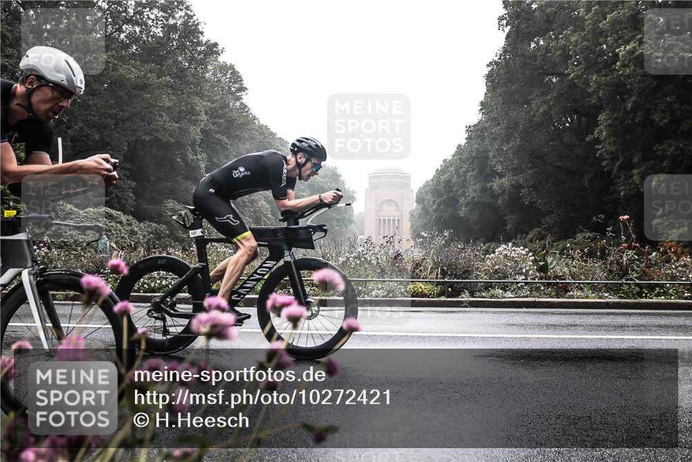 13.09.2026 - Stadtparktriathlon H.Heesch http://msf.ph/oto/10272421 13.09.2026 09:11:03 Radfahren 62, 85, 98, 107, 187 meine-sportfotos.de