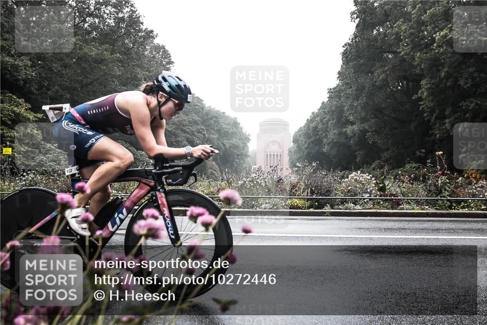 13.09.2026 - Stadtparktriathlon H.Heesch http://msf.ph/oto/10272446 13.09.2026 09:11:15 Radfahren 72, 140, 152, 181 meine-sportfotos.de
