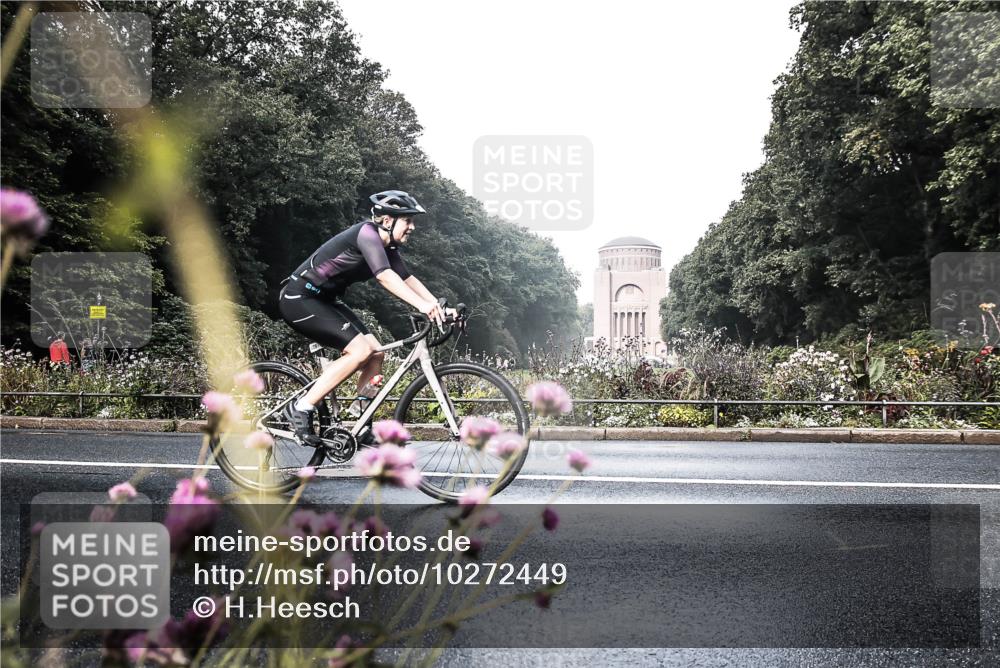13.09.2026 - Stadtparktriathlon H.Heesch http://msf.ph/oto/10272449 13.09.2026 10:39:23 Radfahren 344, 423, 428, 561 meine-sportfotos.de