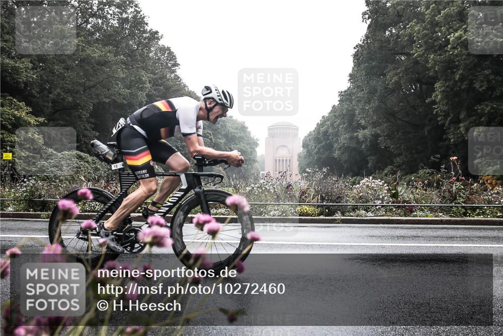 13.09.2026 - Stadtparktriathlon H.Heesch http://msf.ph/oto/10272460 13.09.2026 09:11:20 Radfahren 12, 26, 72, 145, 181, 185 meine-sportfotos.de
