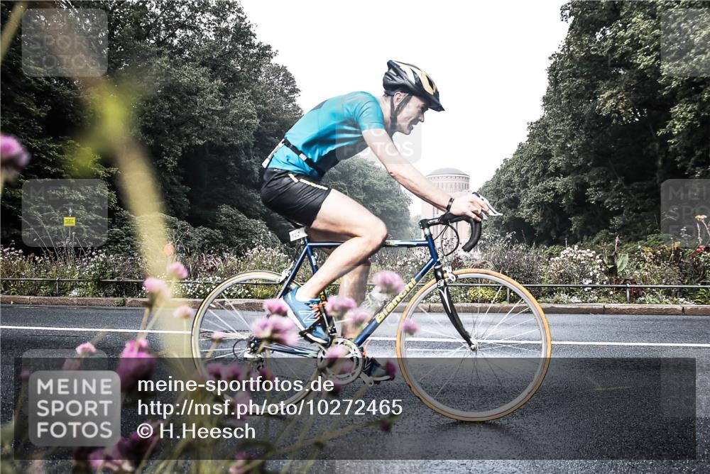 13.09.2026 - Stadtparktriathlon H.Heesch http://msf.ph/oto/10272465 13.09.2026 10:39:29 Radfahren 386, 413, 468, 470, 522 meine-sportfotos.de