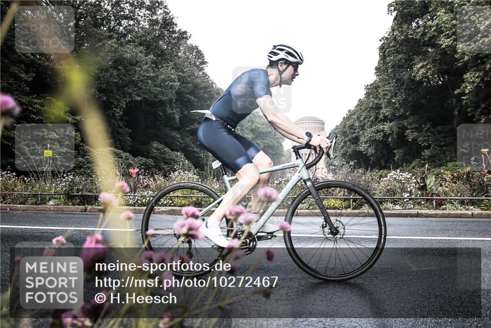 13.09.2026 - Stadtparktriathlon H.Heesch http://msf.ph/oto/10272467 13.09.2026 10:39:31 Radfahren 386, 413, 468, 470, 506, 522 meine-sportfotos.de