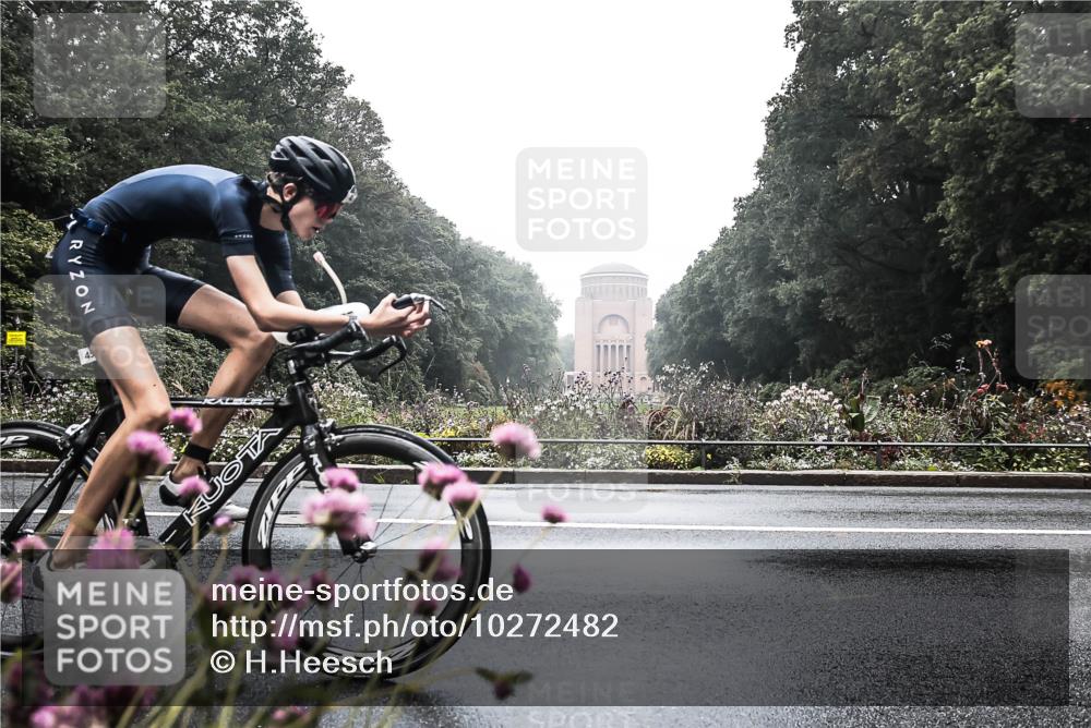 13.09.2026 - Stadtparktriathlon H.Heesch http://msf.ph/oto/10272482 13.09.2026 09:11:30 Radfahren 17, 45, 46, 119 meine-sportfotos.de