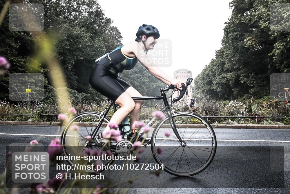 13.09.2026 - Stadtparktriathlon H.Heesch http://msf.ph/oto/10272504 13.09.2026 10:39:56 Radfahren 363, 547 meine-sportfotos.de