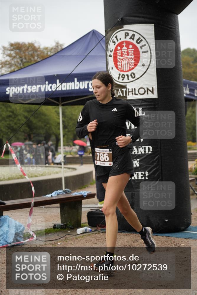 13.09.2026 - Stadtparktriathlon Patografie http://msf.ph/oto/10272539 13.09.2026 12:38:58 Ziel 786 meine-sportfotos.de