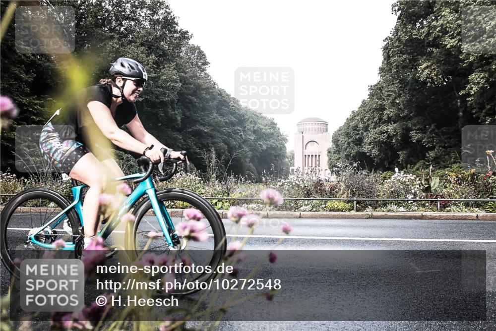 13.09.2026 - Stadtparktriathlon H.Heesch http://msf.ph/oto/10272548 13.09.2026 10:40:34 Radfahren 404, 512 meine-sportfotos.de