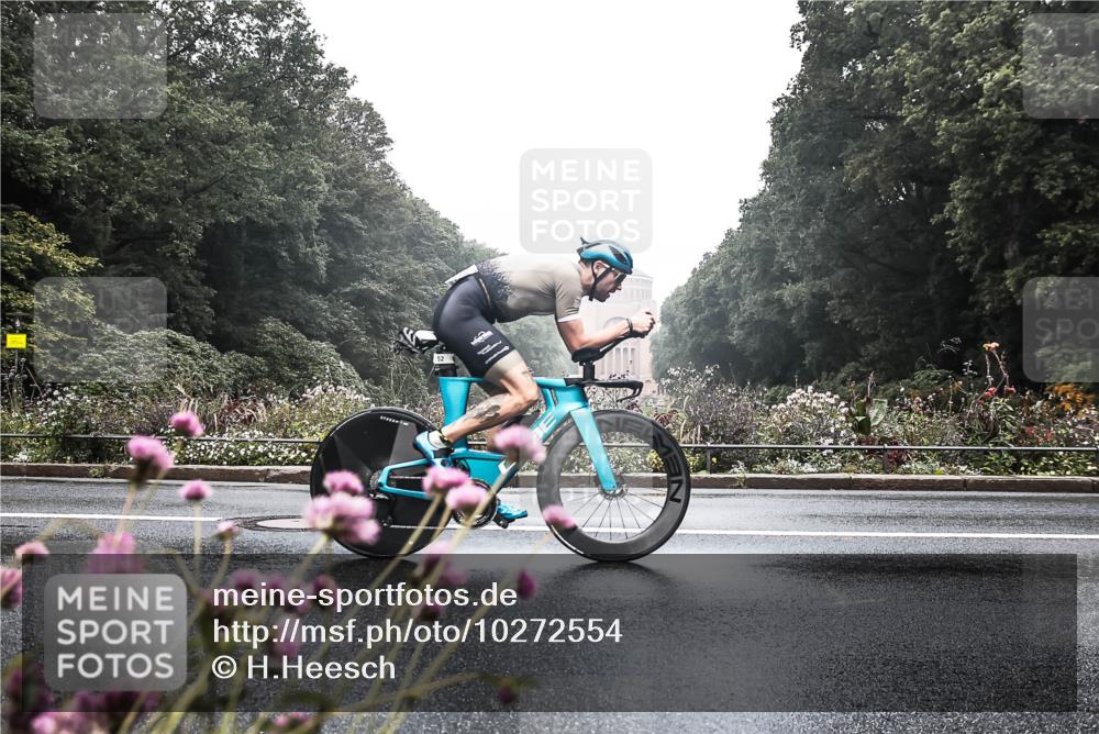 13.09.2026 - Stadtparktriathlon H.Heesch http://msf.ph/oto/10272554 13.09.2026 09:12:20 Radfahren 2, 52, 69, 144, 186 meine-sportfotos.de