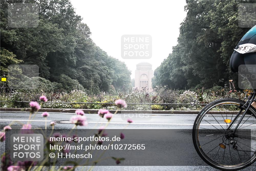13.09.2026 - Stadtparktriathlon H.Heesch http://msf.ph/oto/10272565 13.09.2026 09:12:22 Radfahren 2, 21, 52, 61, 69, 87, 144, 186 meine-sportfotos.de