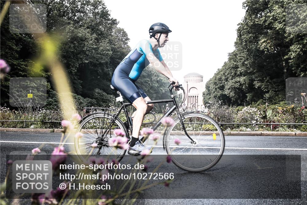 13.09.2026 - Stadtparktriathlon H.Heesch http://msf.ph/oto/10272566 13.09.2026 10:40:51 Radfahren 407, 548, 555 meine-sportfotos.de