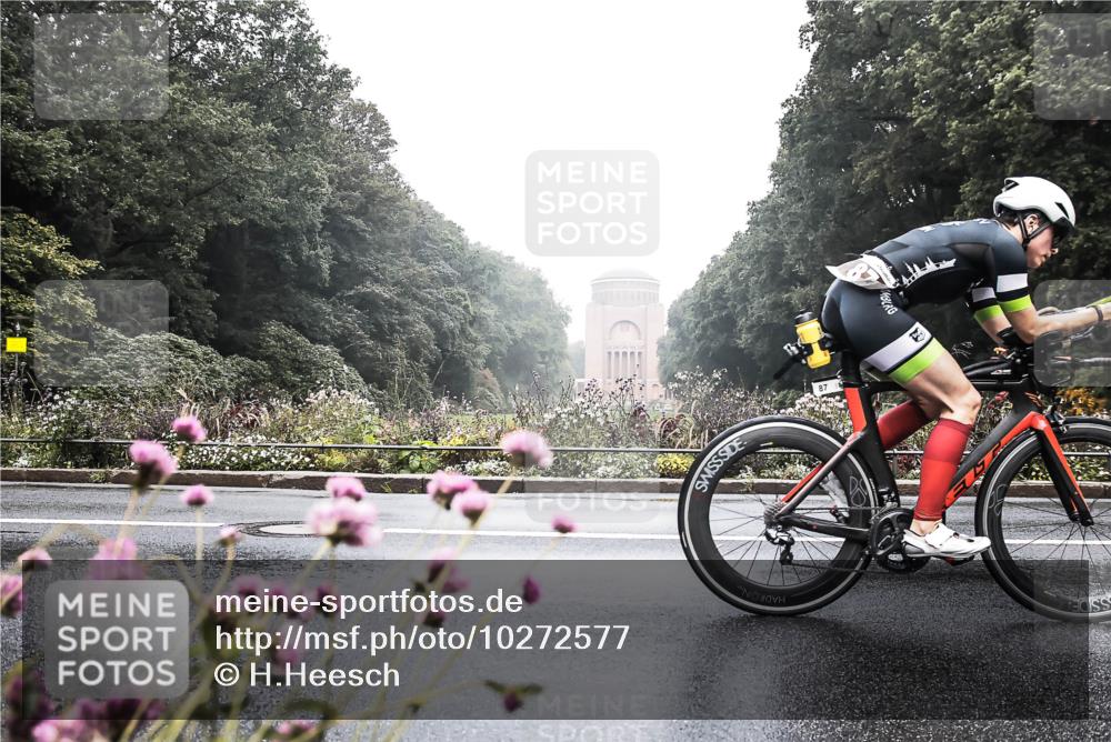 13.09.2026 - Stadtparktriathlon H.Heesch http://msf.ph/oto/10272577 13.09.2026 09:12:26 Radfahren 2, 21, 61, 87 meine-sportfotos.de