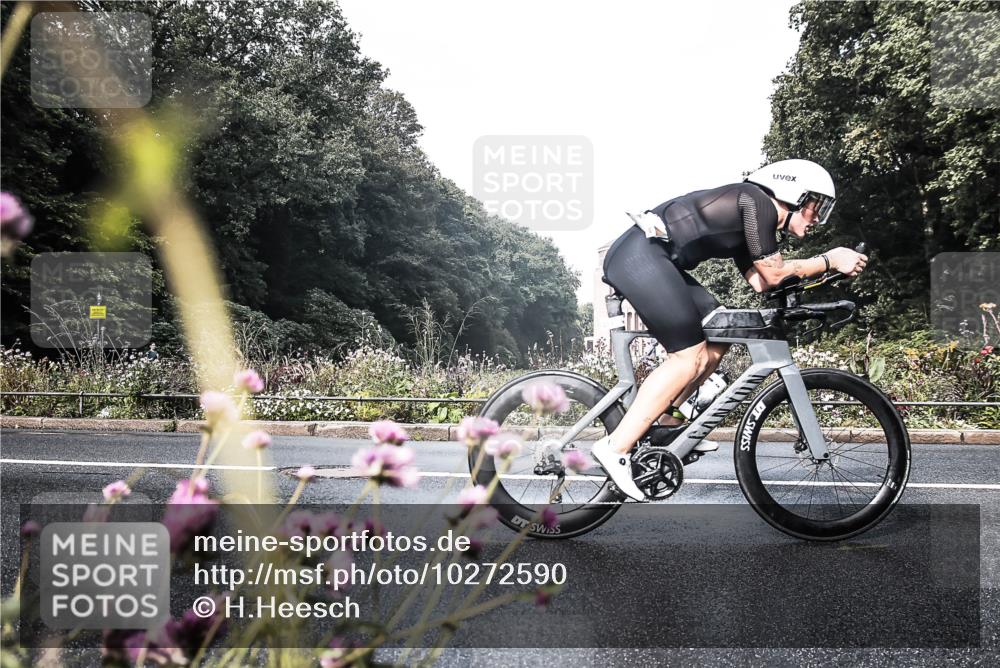 13.09.2026 - Stadtparktriathlon H.Heesch http://msf.ph/oto/10272590 13.09.2026 10:41:15 Radfahren 348, 357, 409, 489, 503 meine-sportfotos.de