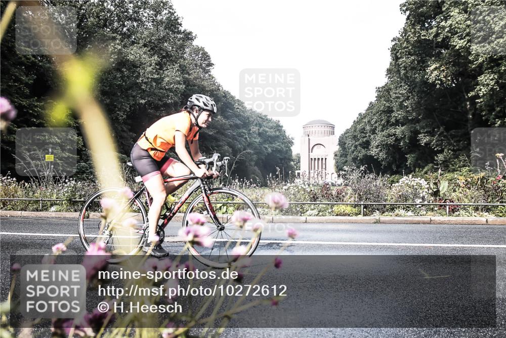 13.09.2026 - Stadtparktriathlon H.Heesch http://msf.ph/oto/10272612 13.09.2026 10:41:31 Radfahren 395 meine-sportfotos.de