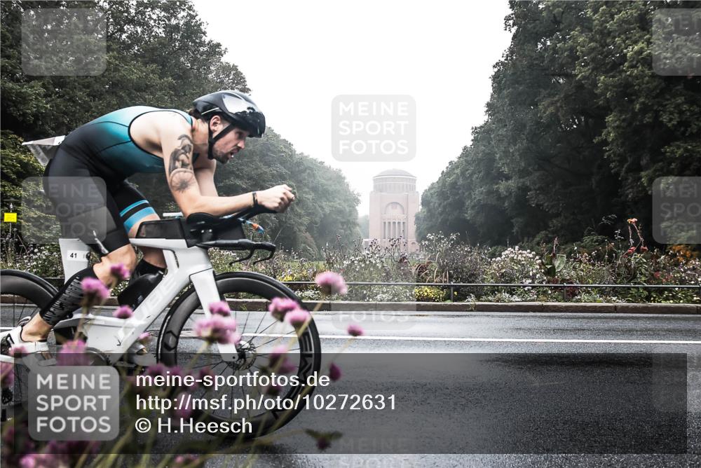 13.09.2026 - Stadtparktriathlon H.Heesch http://msf.ph/oto/10272631 13.09.2026 09:13:13 Radfahren 18, 33, 34, 41 meine-sportfotos.de