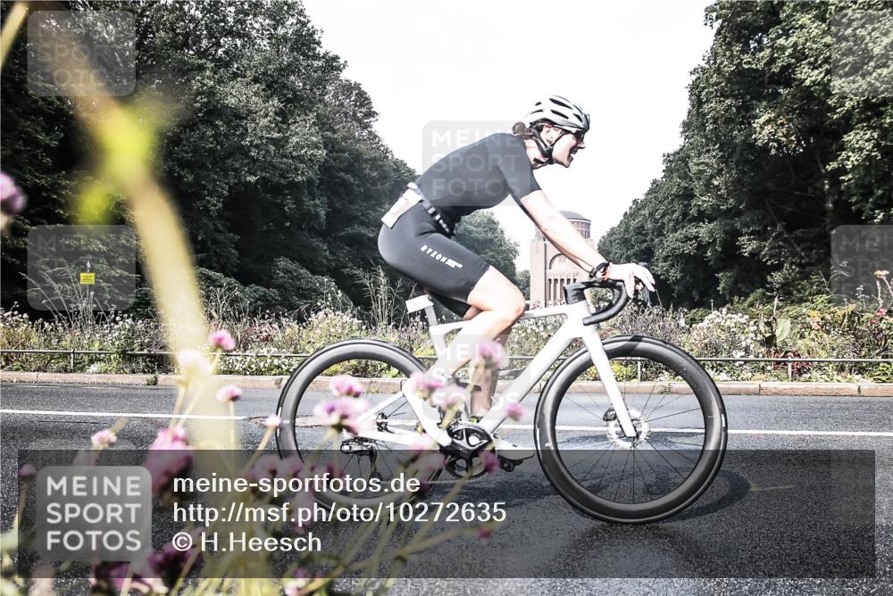 13.09.2026 - Stadtparktriathlon H.Heesch http://msf.ph/oto/10272635 13.09.2026 10:41:38 Radfahren 368, 387, 538, 554 meine-sportfotos.de