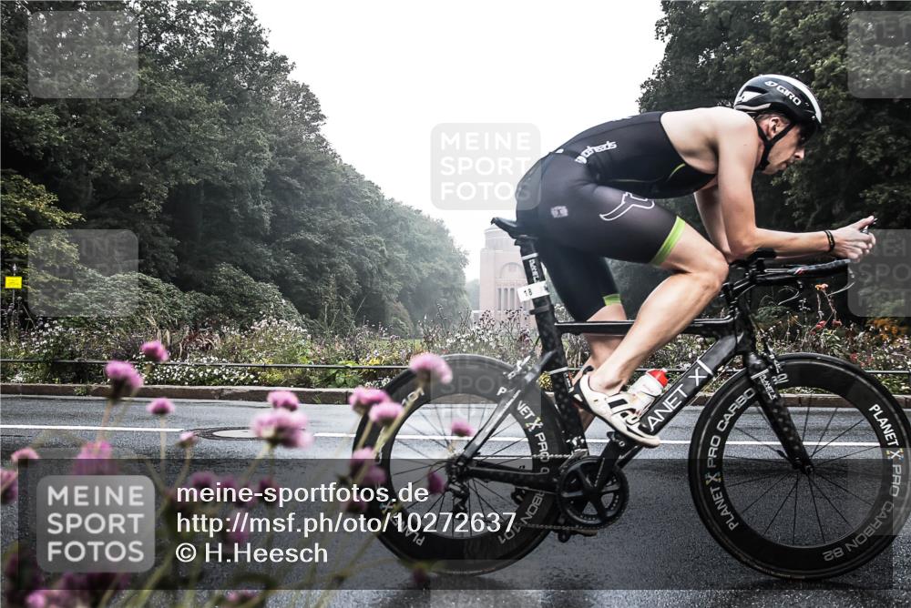 13.09.2026 - Stadtparktriathlon H.Heesch http://msf.ph/oto/10272637 13.09.2026 09:13:14 Radfahren 18, 33, 34, 41 meine-sportfotos.de