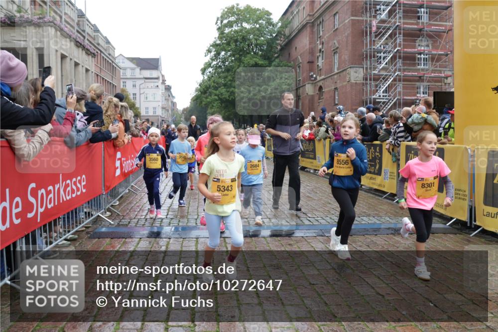 13.09.2026 - Kiel Lauf Yannick Fuchs http://msf.ph/oto/10272647 13.09.2026 08:35:27 Ziel 192, 434, 865, 1216, 1308, 1691, 2207, 2495, 2582, 2652, 3144, 3160, 4381, 4418, 4695, 4990, 5090, 5581, 5583, 5607, 5880, 6617, 6708, 6833, 7628, 8009, 8336, 8340, 8369, 8451, 8815, 8984, 8988, 9009, 9228, 9950, 10081, 10858, 10958, 11247, 11307, 11375, 11844, 192, 230, 242, 530, 717, 729, 756, 782, 809, 1010, 1116, 1148, 1269, 1764, 1918, 2005, 2071, 2643, 2715, 2736, 2774, 2917, 2987, 4696, 5042, 5066, 5076, 5091, 5416, 5581, 6503, 6505, 6595, 165 meine-sportfotos.de