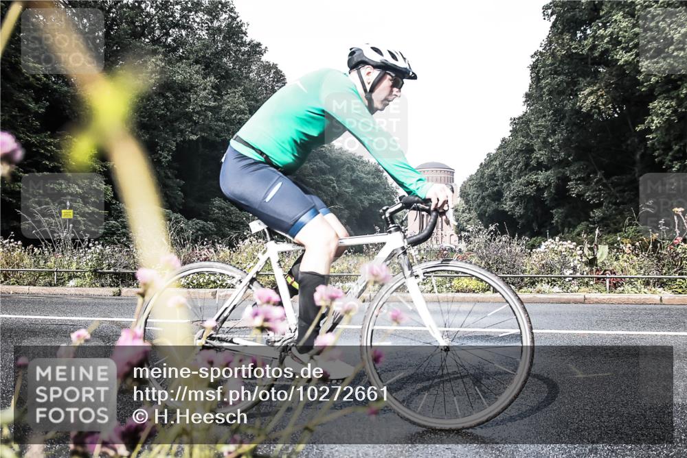 13.09.2026 - Stadtparktriathlon H.Heesch http://msf.ph/oto/10272661 13.09.2026 10:41:45 Radfahren 431, 478, 583, 586 meine-sportfotos.de