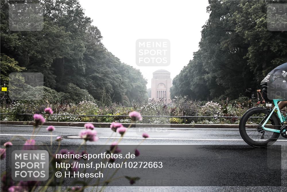 13.09.2026 - Stadtparktriathlon H.Heesch http://msf.ph/oto/10272663 13.09.2026 09:13:21 Radfahren 102, 110, 115, 129, 150 meine-sportfotos.de