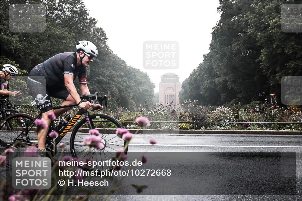 13.09.2026 - Stadtparktriathlon H.Heesch http://msf.ph/oto/10272668 13.09.2026 09:13:25 Radfahren 129, 150 meine-sportfotos.de