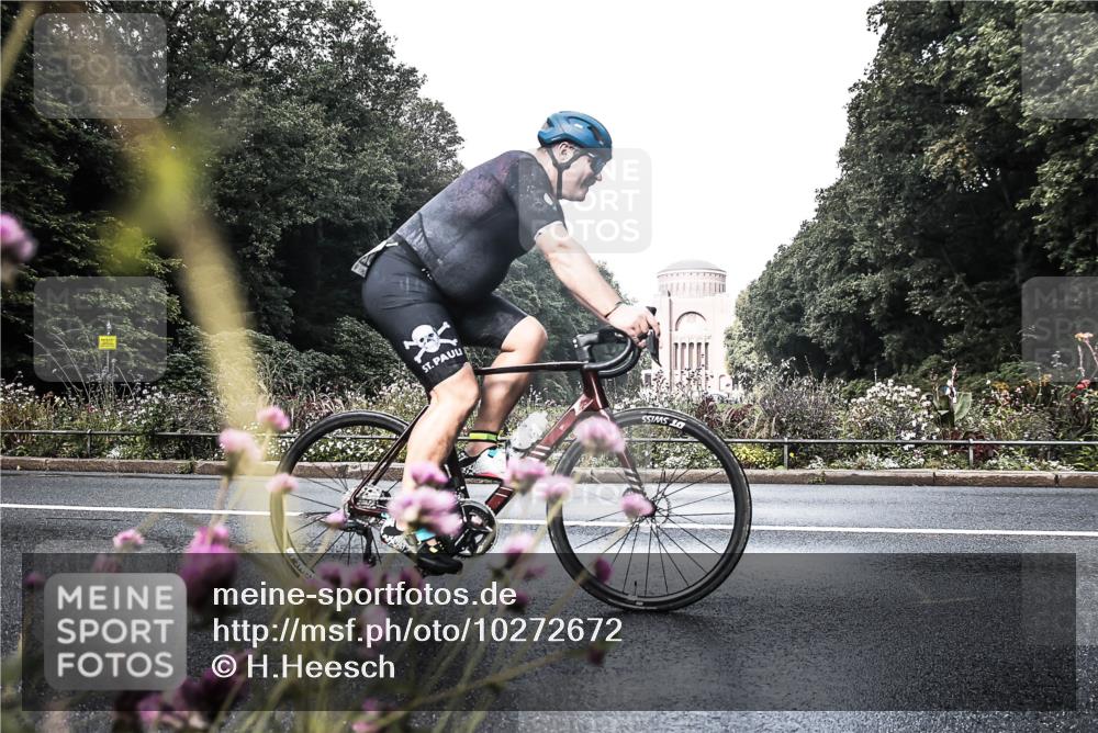13.09.2026 - Stadtparktriathlon H.Heesch http://msf.ph/oto/10272672 13.09.2026 10:41:56 Radfahren 283, 510, 562 meine-sportfotos.de