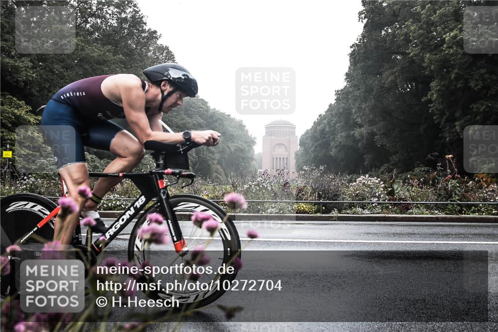 13.09.2026 - Stadtparktriathlon H.Heesch http://msf.ph/oto/10272704 13.09.2026 09:13:41 Radfahren 30, 82, 153 meine-sportfotos.de