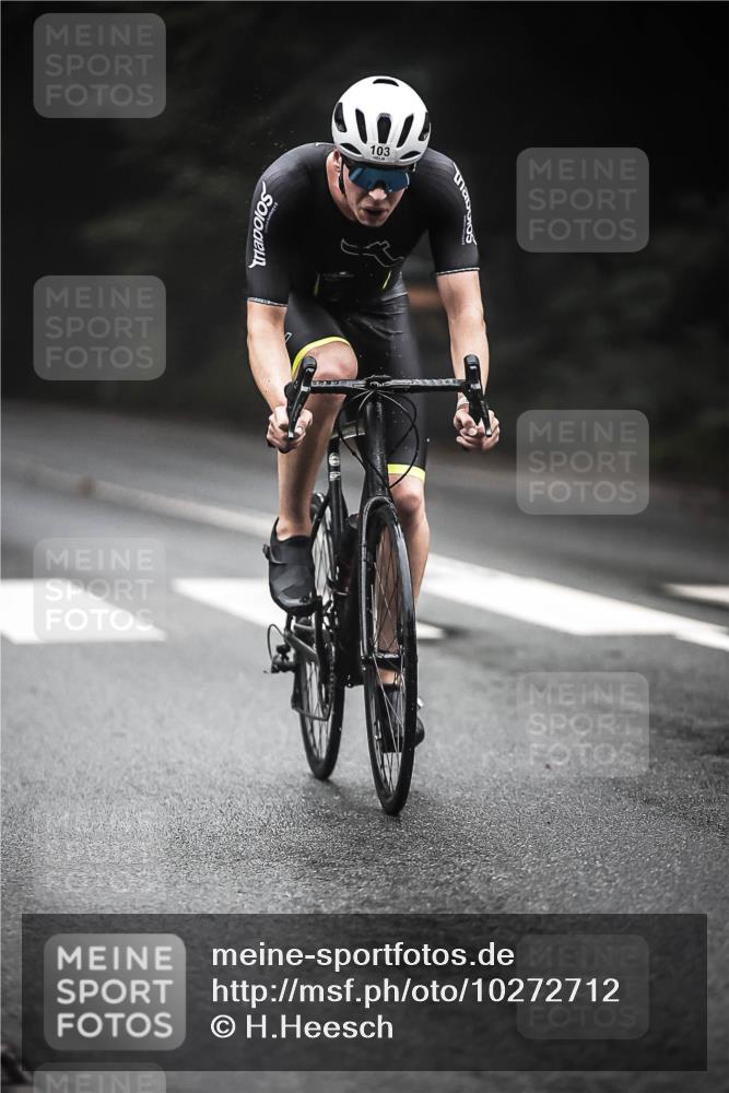 13.09.2026 - Stadtparktriathlon H.Heesch http://msf.ph/oto/10272712 13.09.2026 08:57:43 Radfahren 72, 86, 103 meine-sportfotos.de