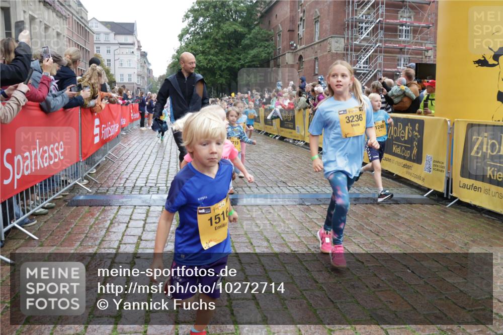 13.09.2026 - Kiel Lauf Yannick Fuchs http://msf.ph/oto/10272714 13.09.2026 08:35:30 Ziel 434, 865, 1216, 1308, 1691, 2018, 2207, 2582, 2652, 3144, 3160, 4381, 4418, 4695, 4990, 5090, 5583, 5607, 5880, 6708, 6833, 7628, 8009, 8340, 8369, 8451, 8539, 8815, 8823, 8988, 9009, 9228, 9950, 10081, 10294, 10858, 10958, 11247, 11307, 11375, 11844, 11918, 12505, 192, 230, 242, 717, 729, 756, 782, 809, 1010, 1116, 1148, 1269, 1764, 2005, 2071, 2495, 2643, 2715, 2736, 2774, 2917, 2987, 4695, 4696, 5066, 5076, 5091, 5416, 5581, 6503, 6595, 165 meine-sportfotos.de
