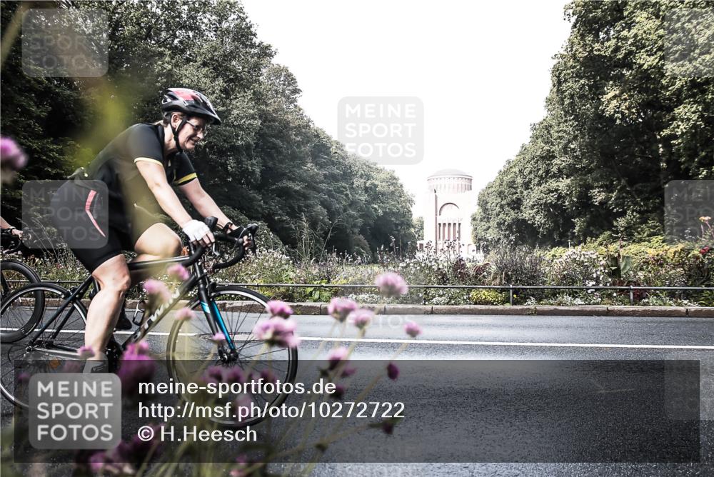 13.09.2026 - Stadtparktriathlon H.Heesch http://msf.ph/oto/10272722 13.09.2026 10:42:31 Radfahren 375, 402, 456, 514 meine-sportfotos.de
