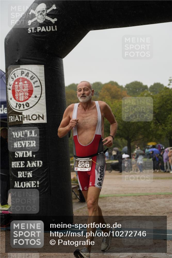 13.09.2026 - Stadtparktriathlon Patografie http://msf.ph/oto/10272746 13.09.2026 12:41:34 Ziel 886, 945 meine-sportfotos.de