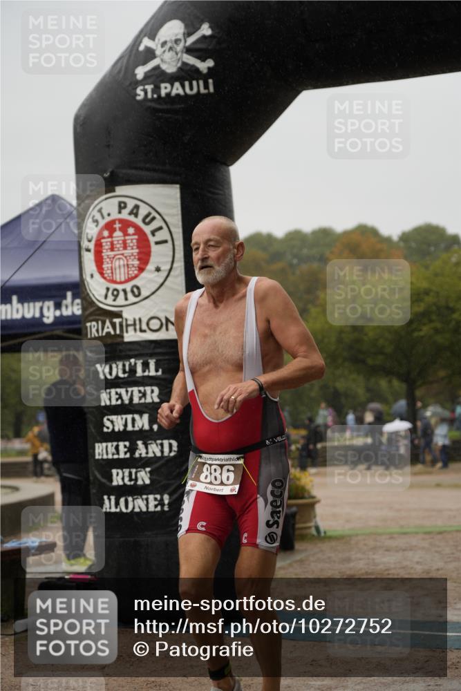 13.09.2026 - Stadtparktriathlon Patografie http://msf.ph/oto/10272752 13.09.2026 12:41:34 Ziel 886, 945 meine-sportfotos.de