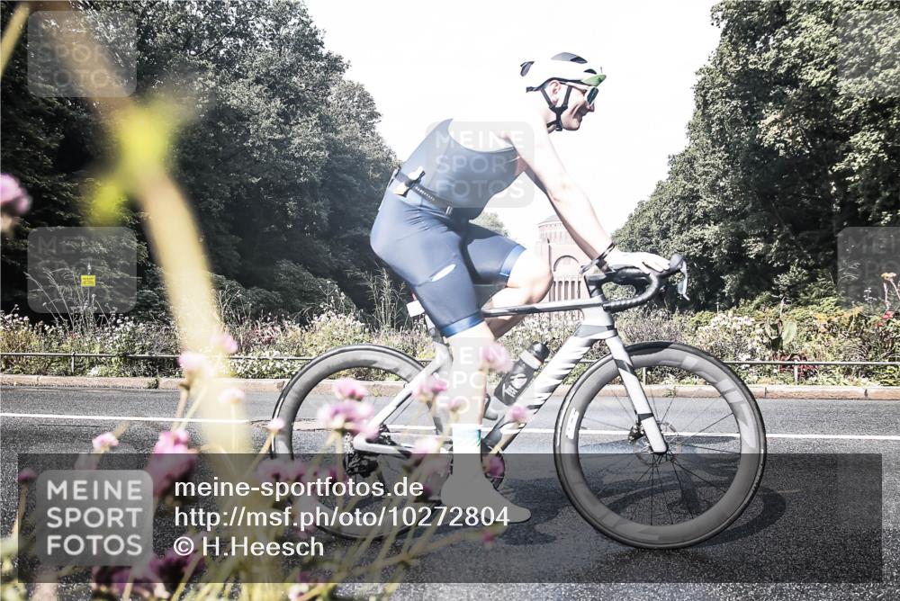 13.09.2026 - Stadtparktriathlon H.Heesch http://msf.ph/oto/10272804 13.09.2026 10:43:50 Radfahren 408, 488, 556 meine-sportfotos.de