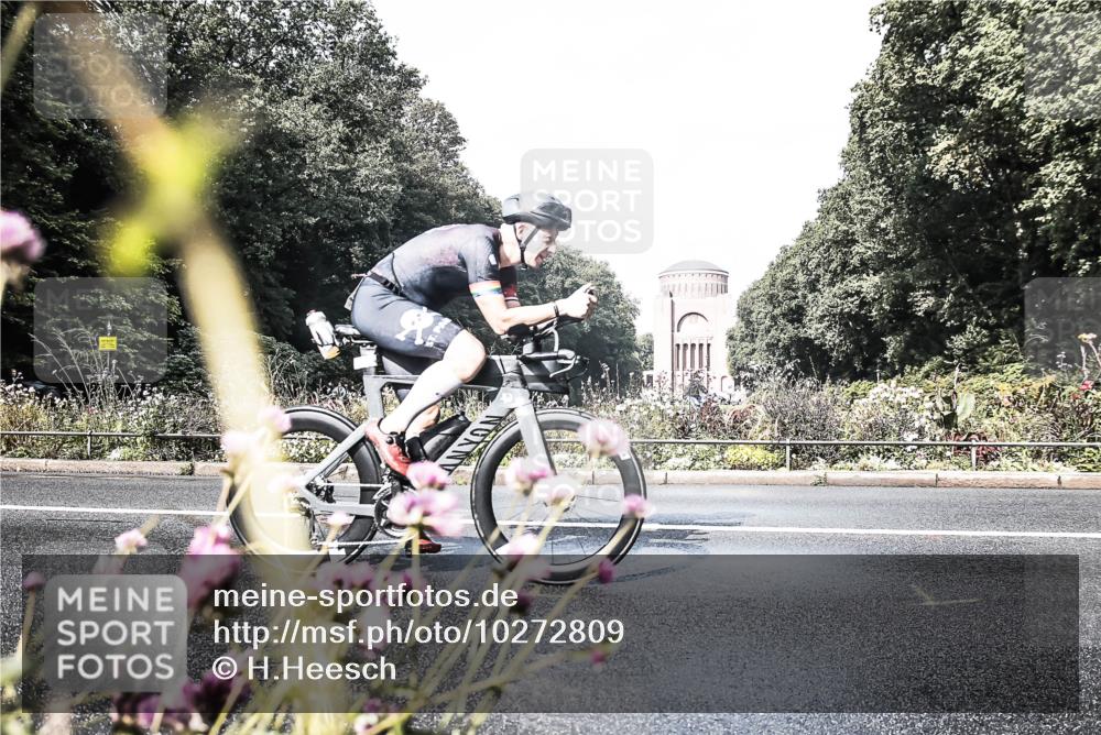 13.09.2026 - Stadtparktriathlon H.Heesch http://msf.ph/oto/10272809 13.09.2026 10:43:58 Radfahren 528, 536 meine-sportfotos.de
