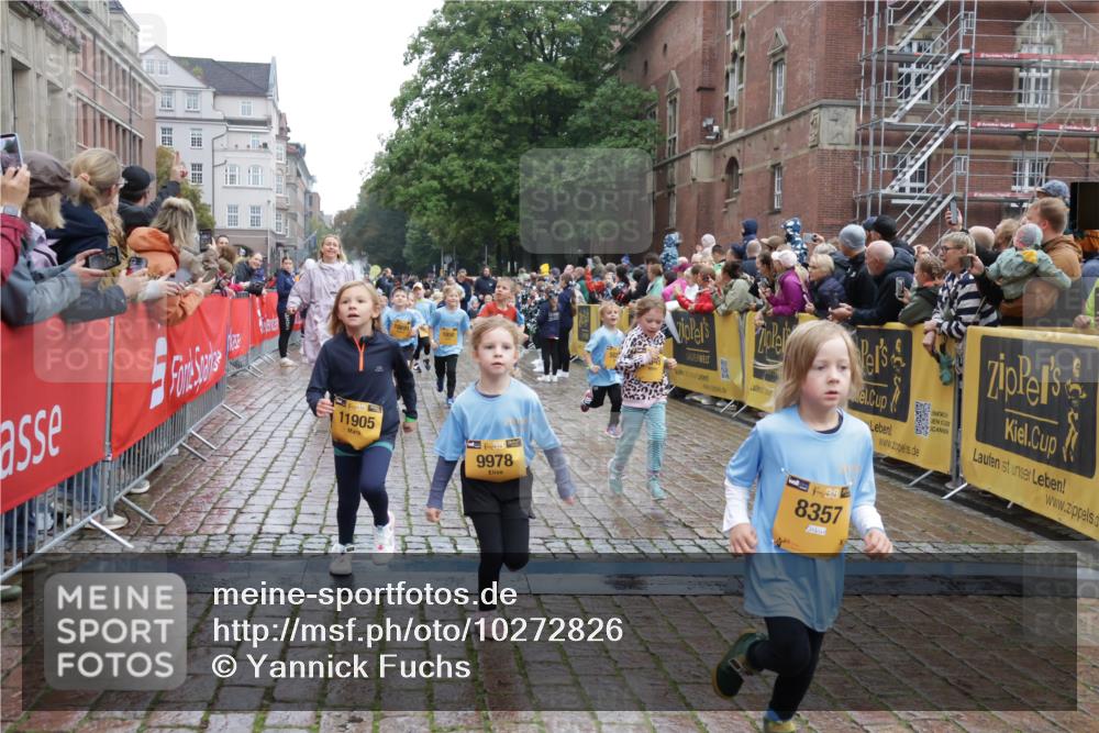 13.09.2026 - Kiel Lauf Yannick Fuchs http://msf.ph/oto/10272826 13.09.2026 08:35:36 Ziel 165, 705, 865, 1152, 1216, 1308, 2018, 2619, 2684, 3144, 3160, 3542, 3556, 3560, 4030, 4319, 4381, 4603, 4924, 5090, 5245, 5343, 5853, 6833, 7628, 8009, 8301, 8340, 8539, 8556, 8815, 8823, 8988, 9009, 9228, 9270, 9322, 10294, 10727, 10858, 10958, 11247, 11307, 11375, 11844, 11918, 12505, 192, 230, 242, 434, 782, 809, 865, 1116, 1148, 1691, 1764, 2071, 2207, 2495, 2582, 2652, 2715, 2736, 2774, 2917, 2987, 4381, 4418, 4695, 4990, 5066, 5076, 5091, 5581, 5583, 2917, 10875 meine-sportfotos.de