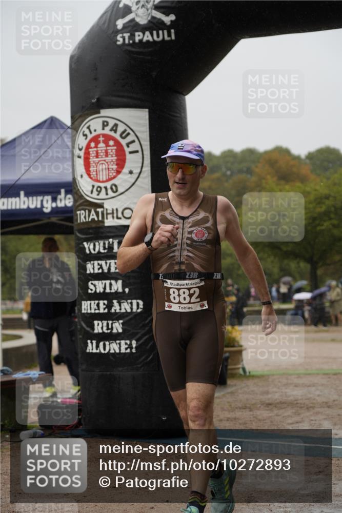 13.09.2026 - Stadtparktriathlon Patografie http://msf.ph/oto/10272893 13.09.2026 12:42:53 Ziel 781, 882 meine-sportfotos.de