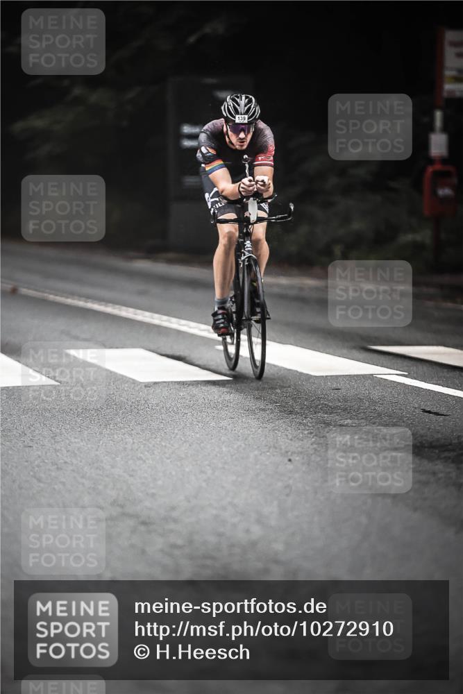 13.09.2026 - Stadtparktriathlon H.Heesch http://msf.ph/oto/10272910 13.09.2026 08:58:24 Radfahren 4, 12, 15, 26, 38, 87, 139 meine-sportfotos.de