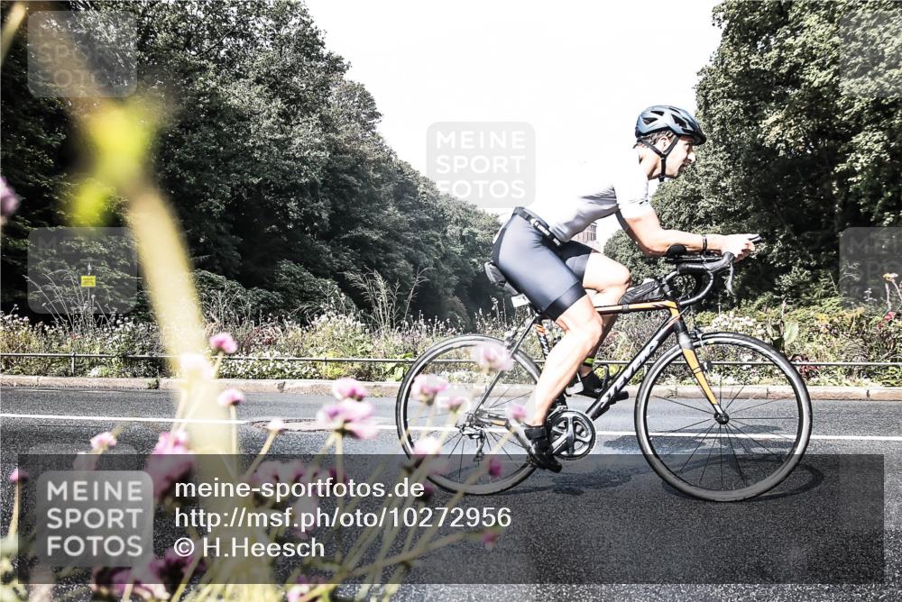 13.09.2026 - Stadtparktriathlon H.Heesch http://msf.ph/oto/10272956 13.09.2026 10:45:24 Radfahren 346, 439, 449, 505, 519 meine-sportfotos.de